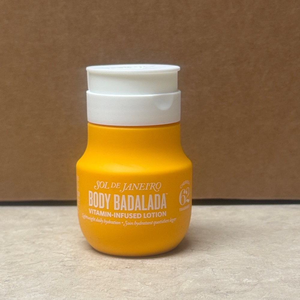 Sol de Janeiro Body Badalada Vitamin-Infused Lotion - Vibrant Yellow